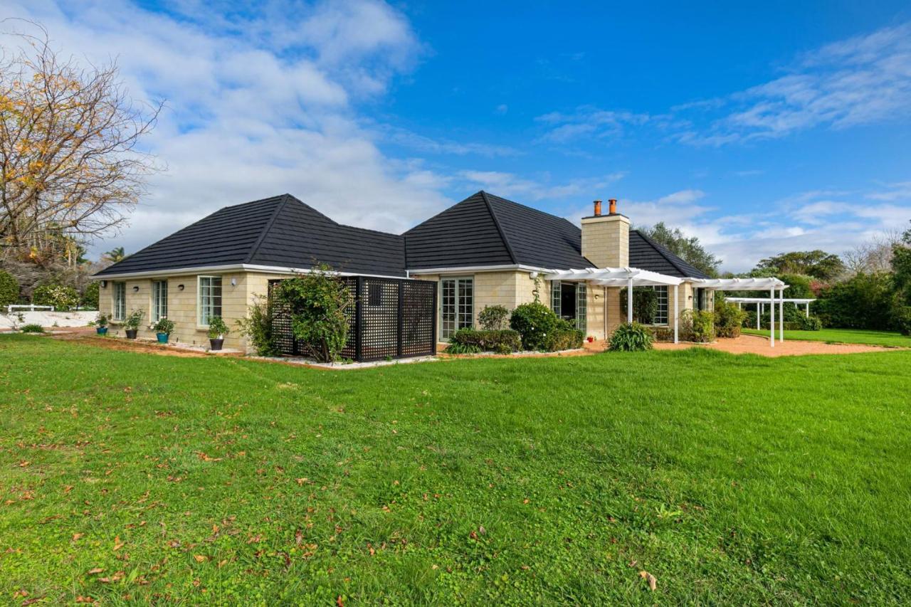 A Majestic Slice Of Heaven Villa Karaka Exterior photo